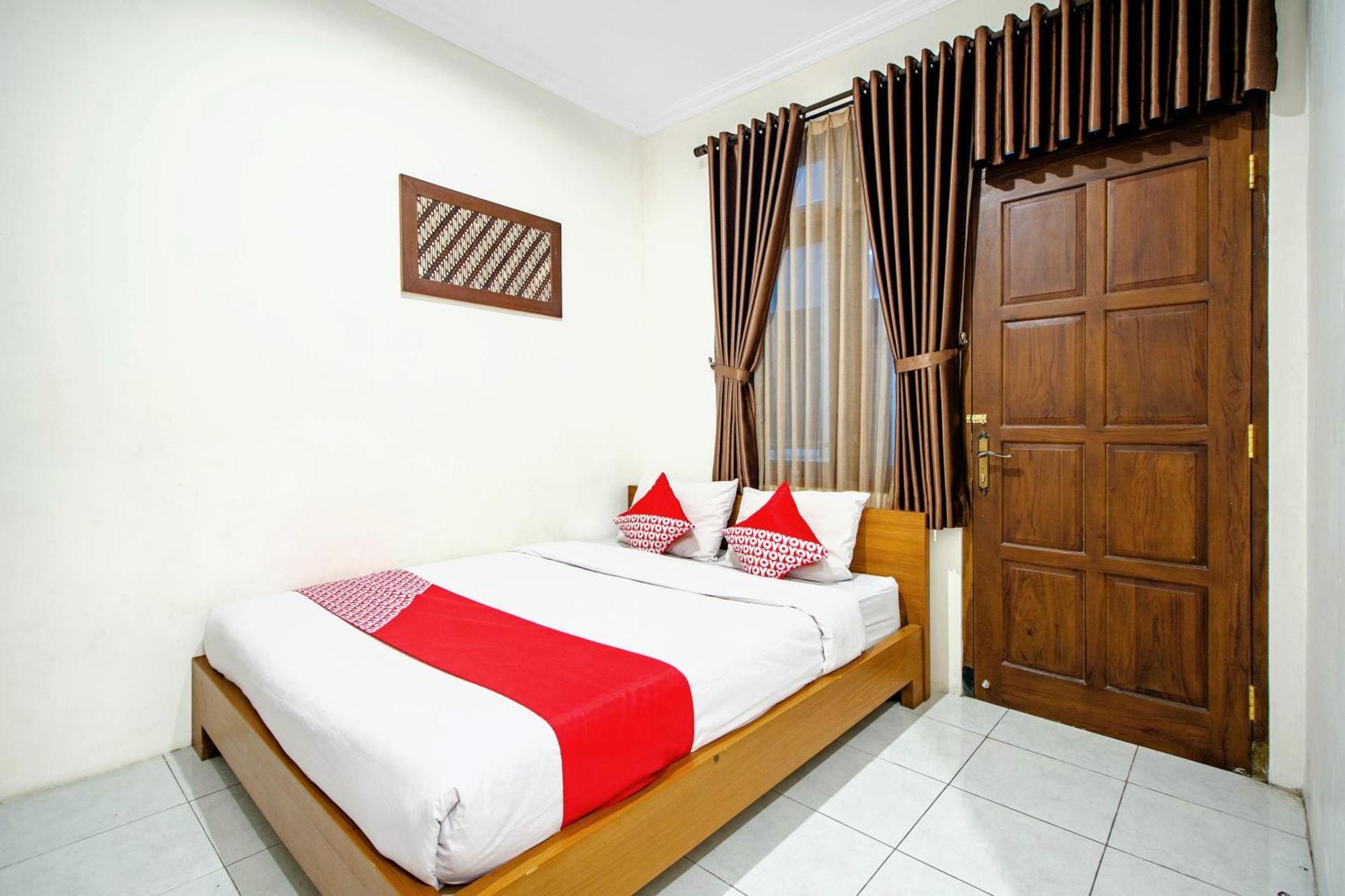 Hotel Super Oyo 250 De'Gadri Ndalem Jarakan Exterior foto